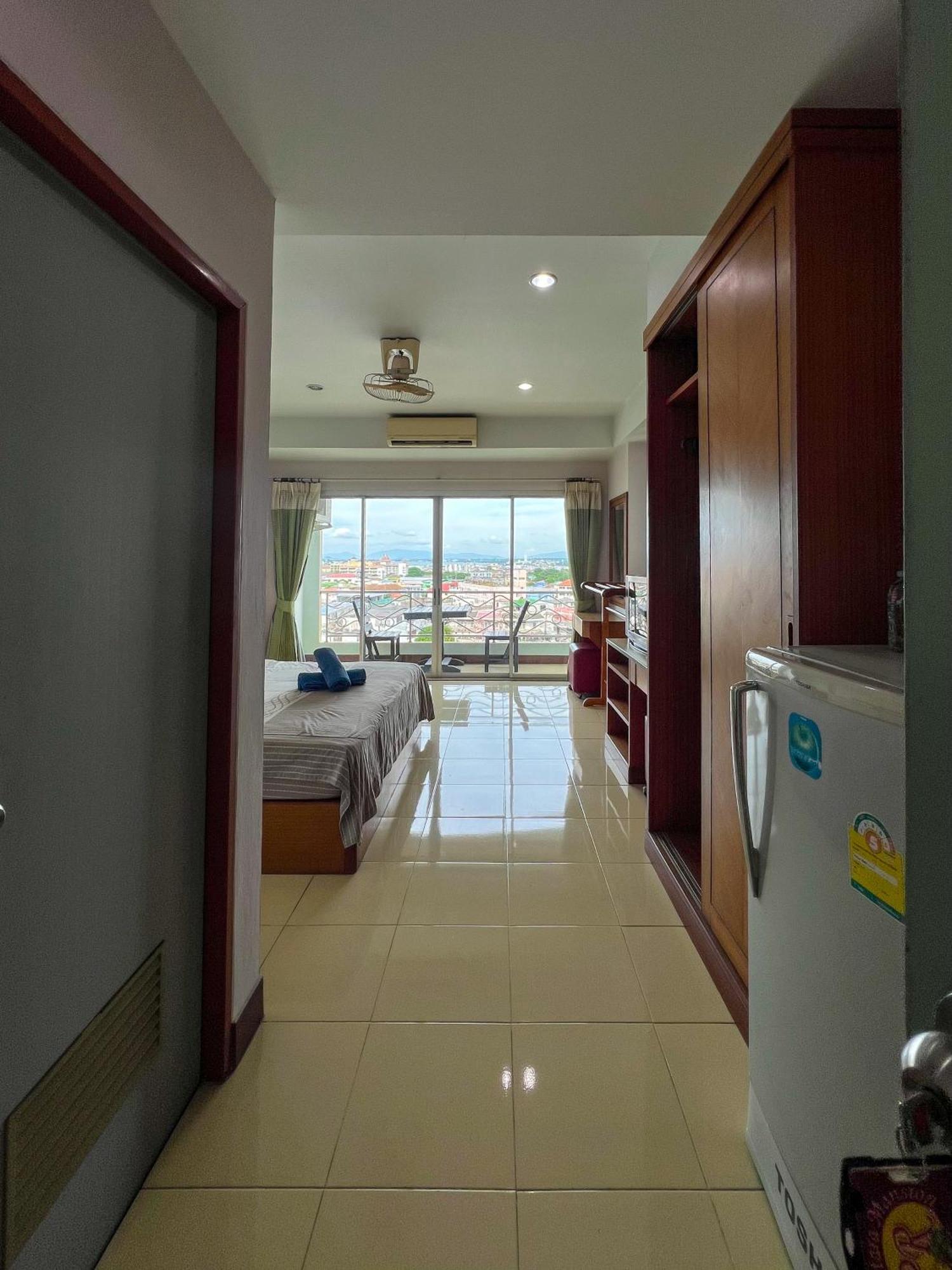 Pattara Mansion พัทยา Hotel Pattaya Ngoại thất bức ảnh