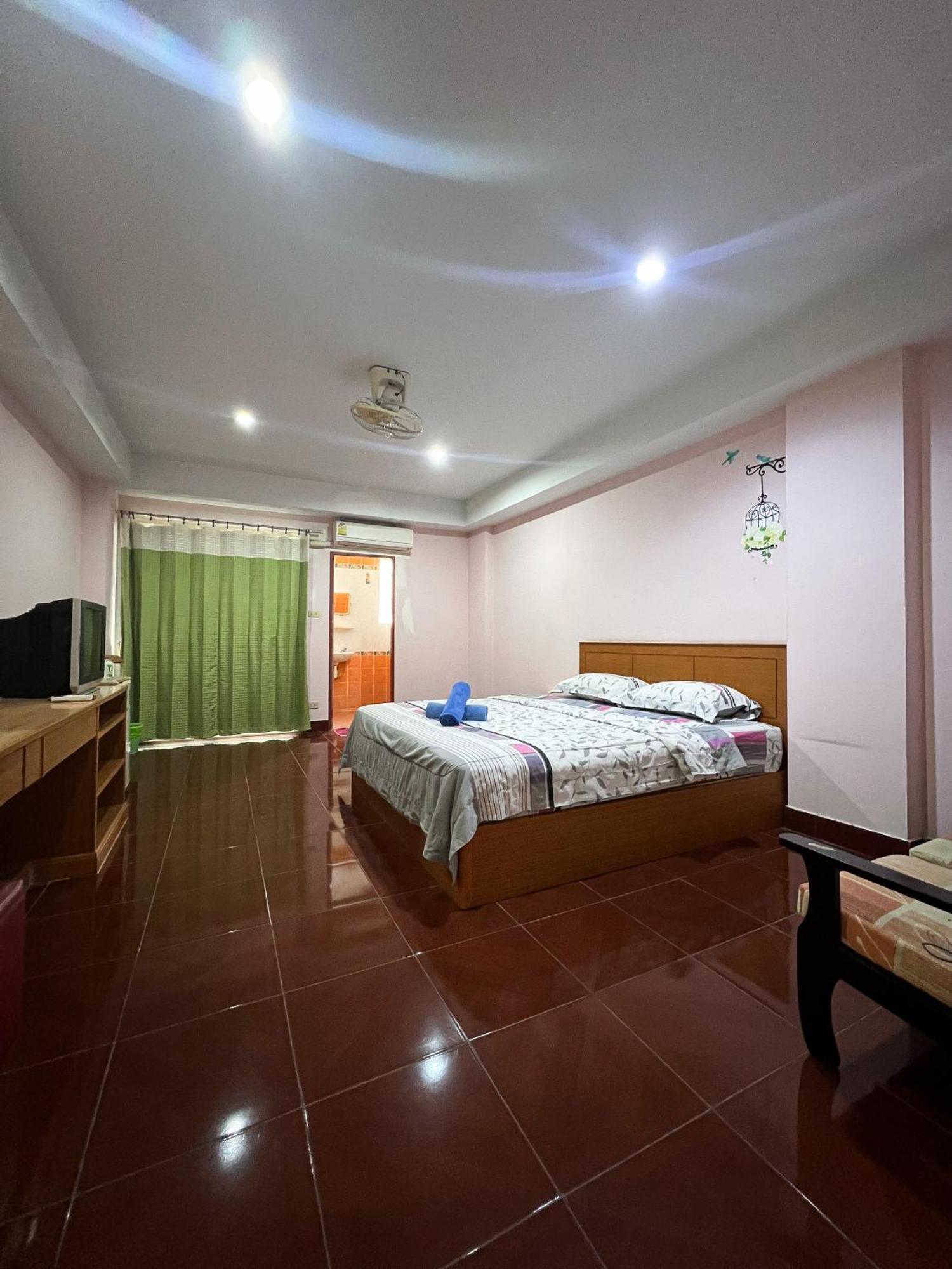 Pattara Mansion พัทยา Hotel Pattaya Ngoại thất bức ảnh