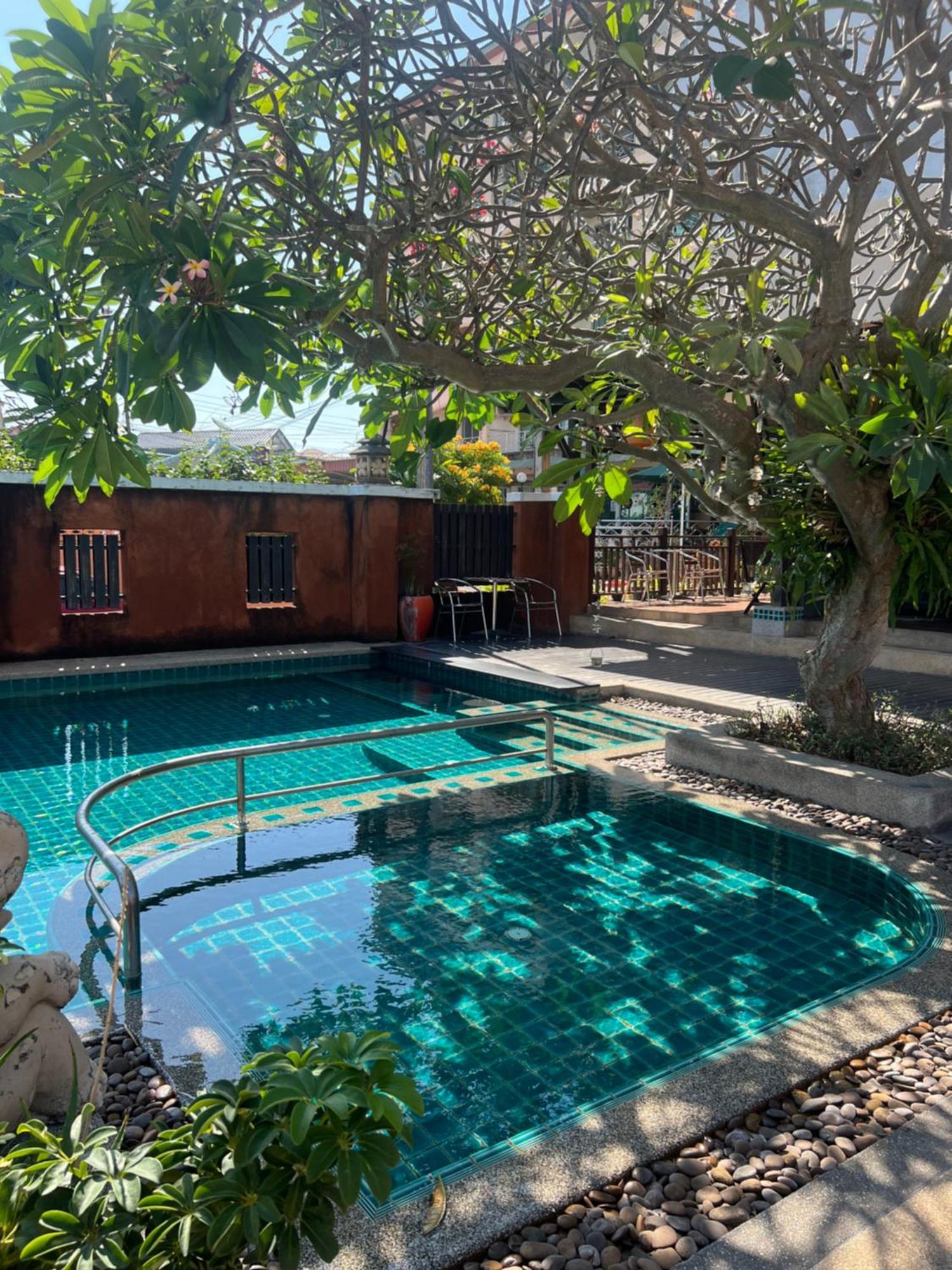 Pattara Mansion พัทยา Hotel Pattaya Ngoại thất bức ảnh