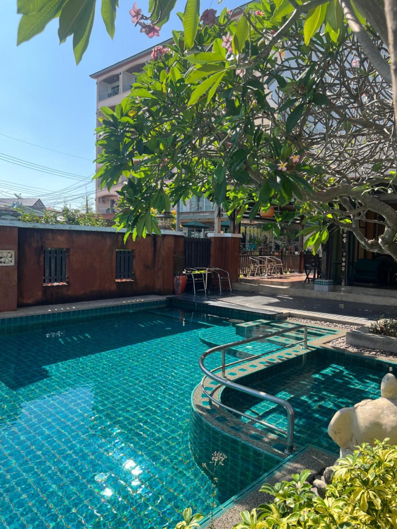 Pattara Mansion พัทยา Hotel Pattaya Ngoại thất bức ảnh